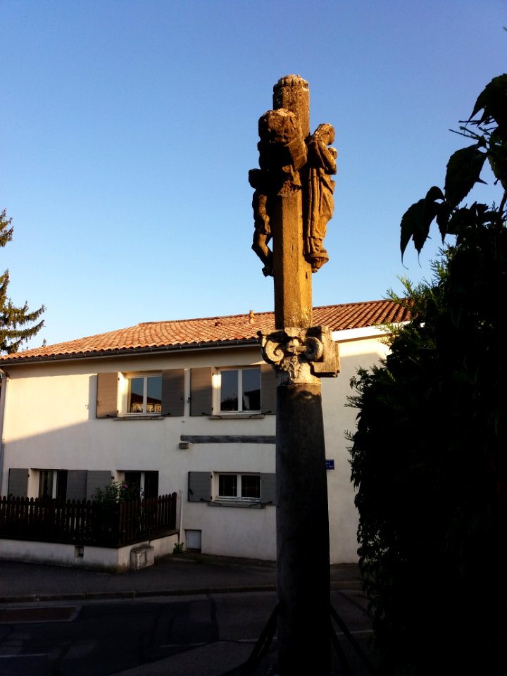 Cailloux-sur-Fontaines - Croix Gapaillon (06)
