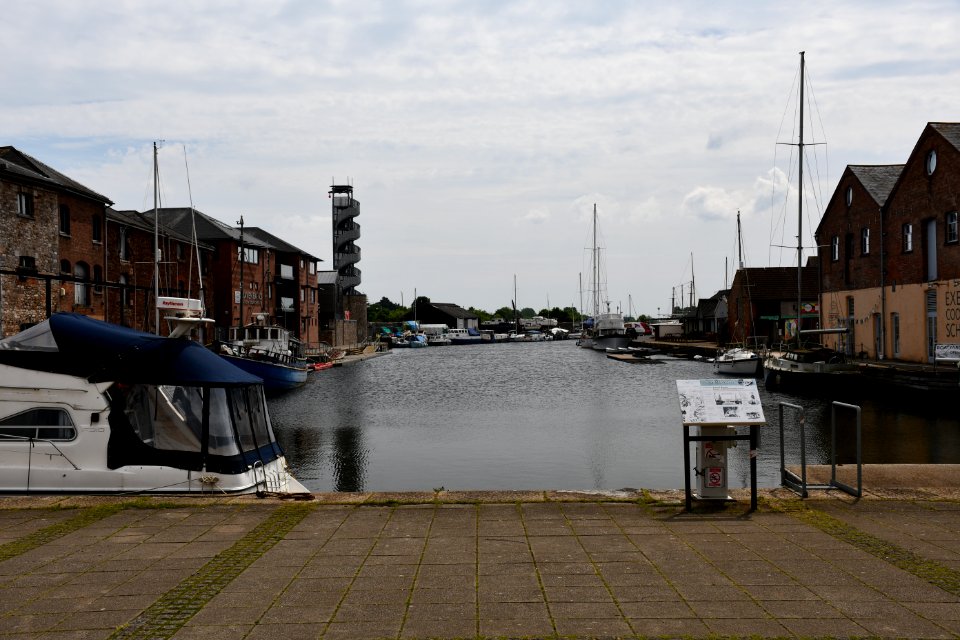 Canal Basin Walls Including of Sluice into Canal