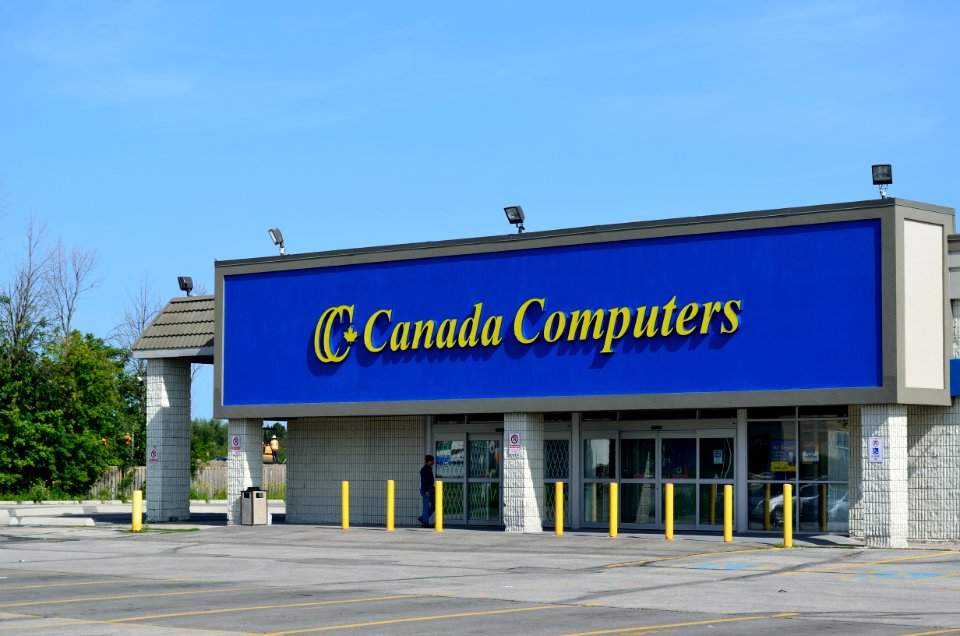CanadaComputersUnionville2