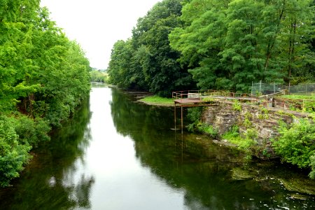 Canal - Windsor Locks Canal State Park Trail - Suffield, Connecticut - DSC04339