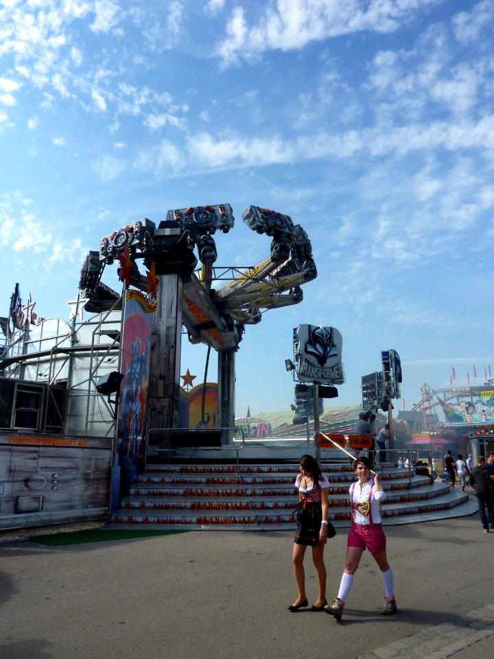 Cannstatter Volksfest 2011 Transformer