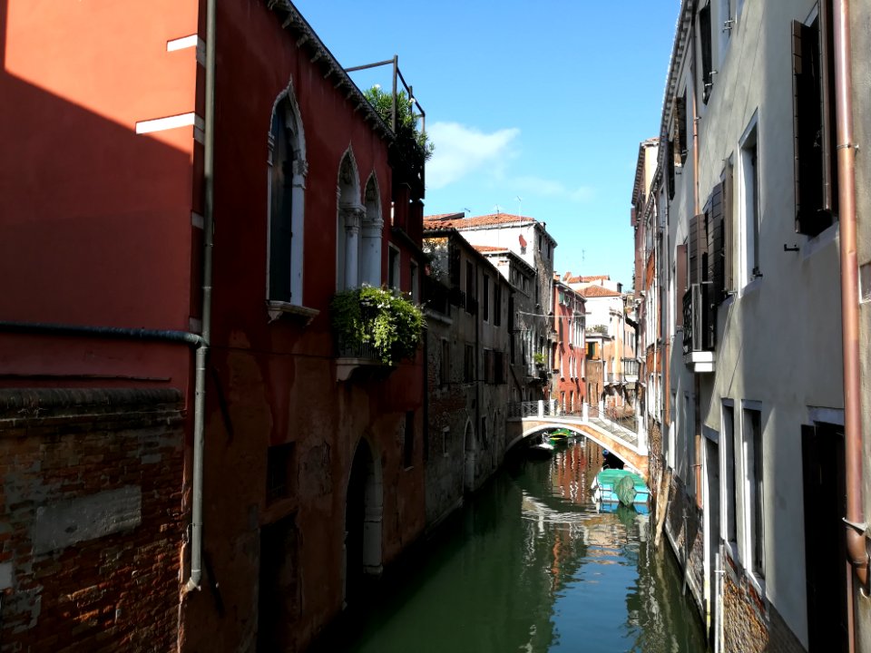 Canal in Venice 2017 06