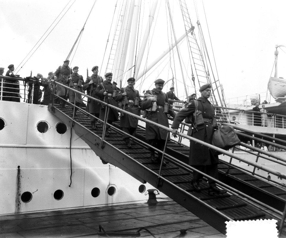 Canadese landtroepen van de 27e Infanterie-brigade voor het Atlantische leger va, Bestanddeelnr 904-8327
