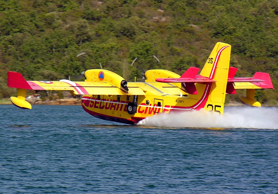Canadair Pélican C-35