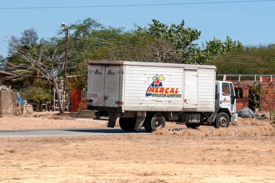 Camión de Mercal en Isla Margarita