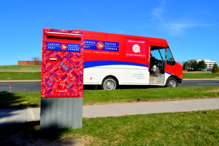 CanadaPostTruck4