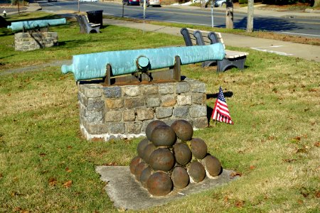 Cannon No. 74, Revere Copper Co., 1218 lbs, T. J. R. 1862 - Faxon Veterans Memorial Park - Stoughton, Massachusetts - DSC01778