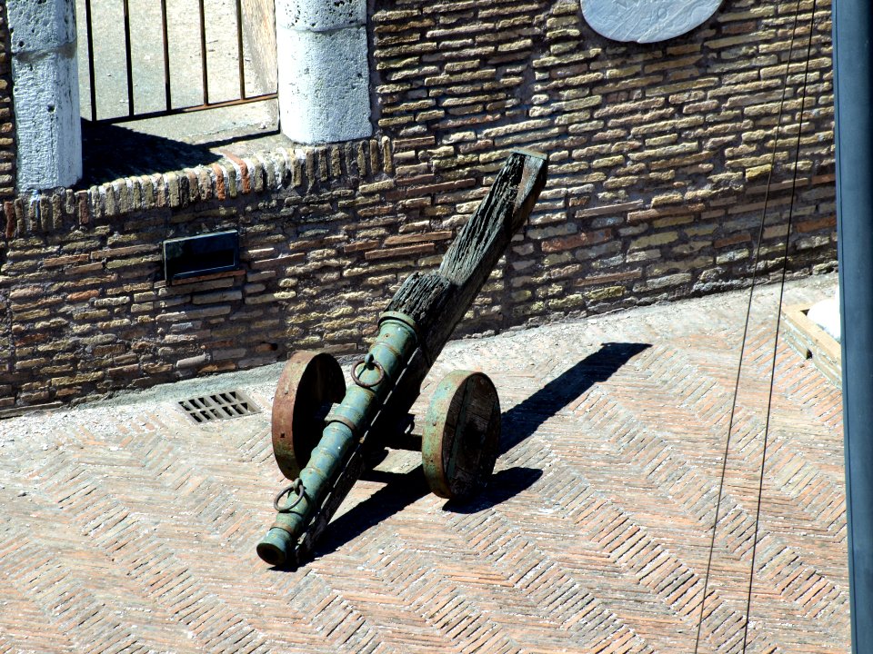 Cannon at the Castel Sant'Angelo