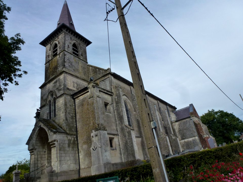 Campagne-lès-Guines (Pas-de-Calais) église Saint-Martin, extérieur