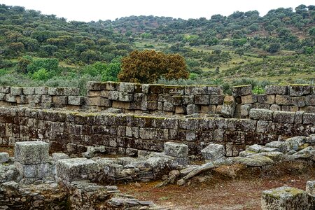 Broken ancient ruins