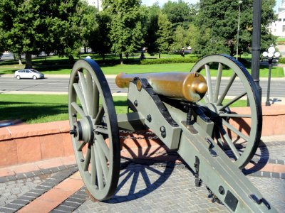 Cannon - Civic Center Park, Denver - DSC01232