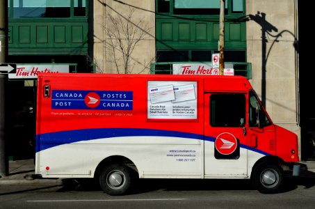 CanadaPostVehicle