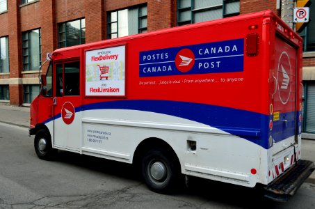 CanadaPostTruck6