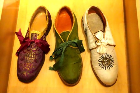 Canadian priest shoes, purple worn by Most Reverend Francis Morocco during Lent, others worn by M.R. B.I. Webster, (white on holy days, green ordinary), 1964-1975, Peterborough, Ontario - Bata Shoe Museum - DSC00154