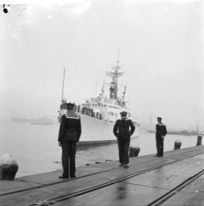Canadese Fregat HMSC Crescent in Amsterdam, Bestanddeelnr 913-6816