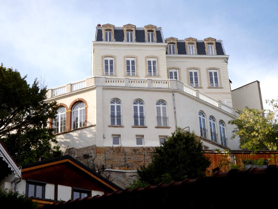 Caluire-et-Cuire - Montée des Lilas - Hôtel particulier