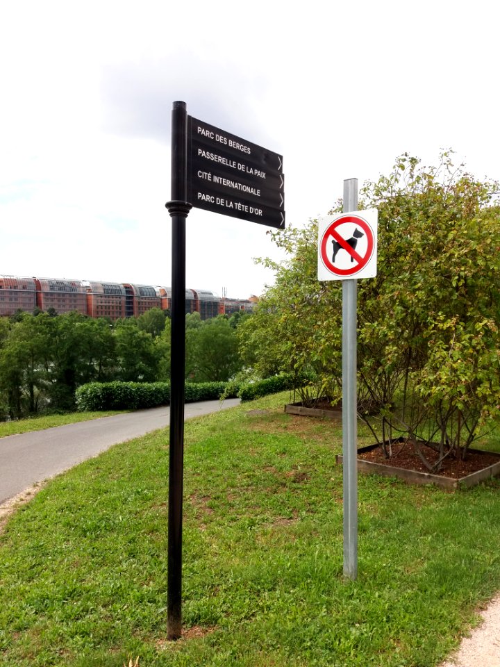 Caluire-et-Cuire - Parc des Berges de Saint-Clair - Panneau indicateur