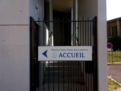Caluire-et-Cuire - Rue Paul Painlevé, plaque Paroisse Notre Dame des Lumières