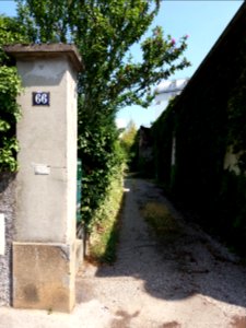 Caluire-et-Cuire - Rue Coste, allée au numéro 66