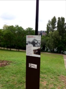 Caluire-et-Cuire - Parc des Berges de Saint-Clair - Panneau des bateaux-moulins