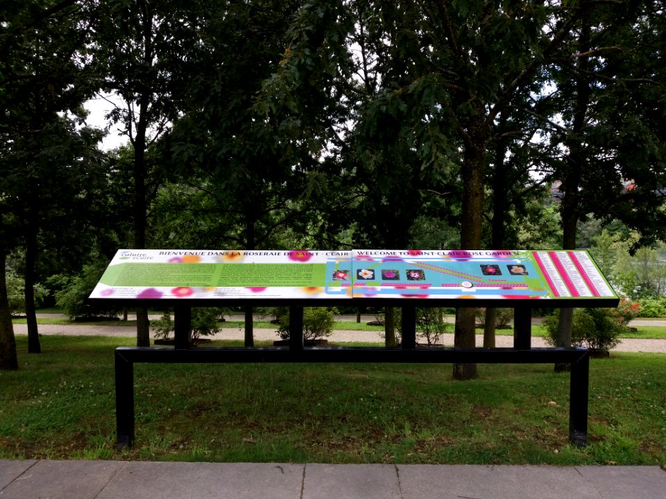 Caluire-et-Cuire - Parc des Berges de Saint-Clair - Panneau de la roseraie