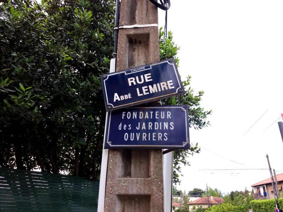 Caluire-et-Cuire - Rue Abbé Lemire, plaque