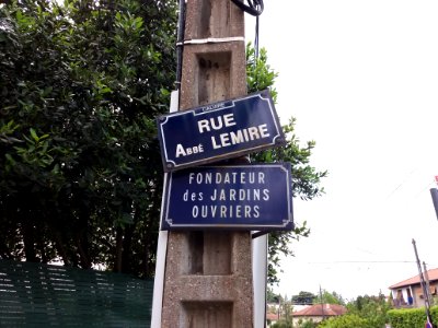 Caluire-et-Cuire - Rue Abbé Lemire, plaque