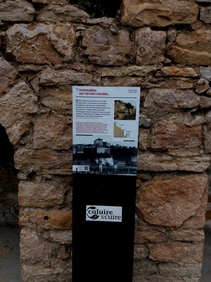 Caluire-et-Cuire - La Balme, plaque