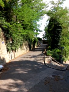 Caluire-et-Cuire - Chemin Jean Baptiste Gilliard, depuis la montée du Petit Versailles