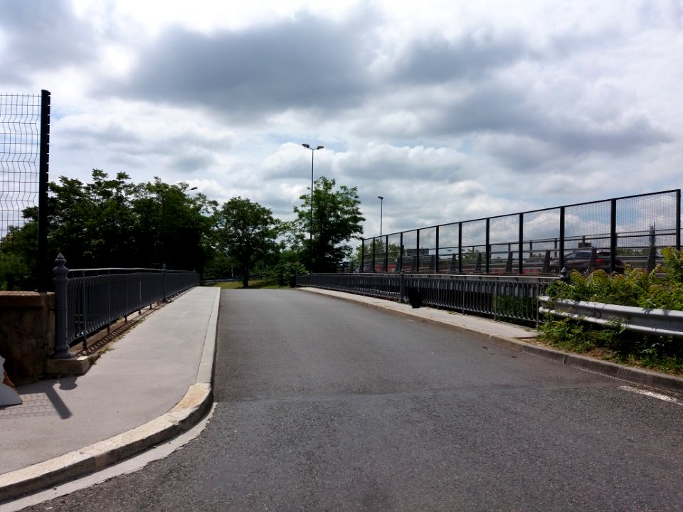 Caluire-et-Cuire - Avenue de Poumeyrol, depuis la route de Strasbourg