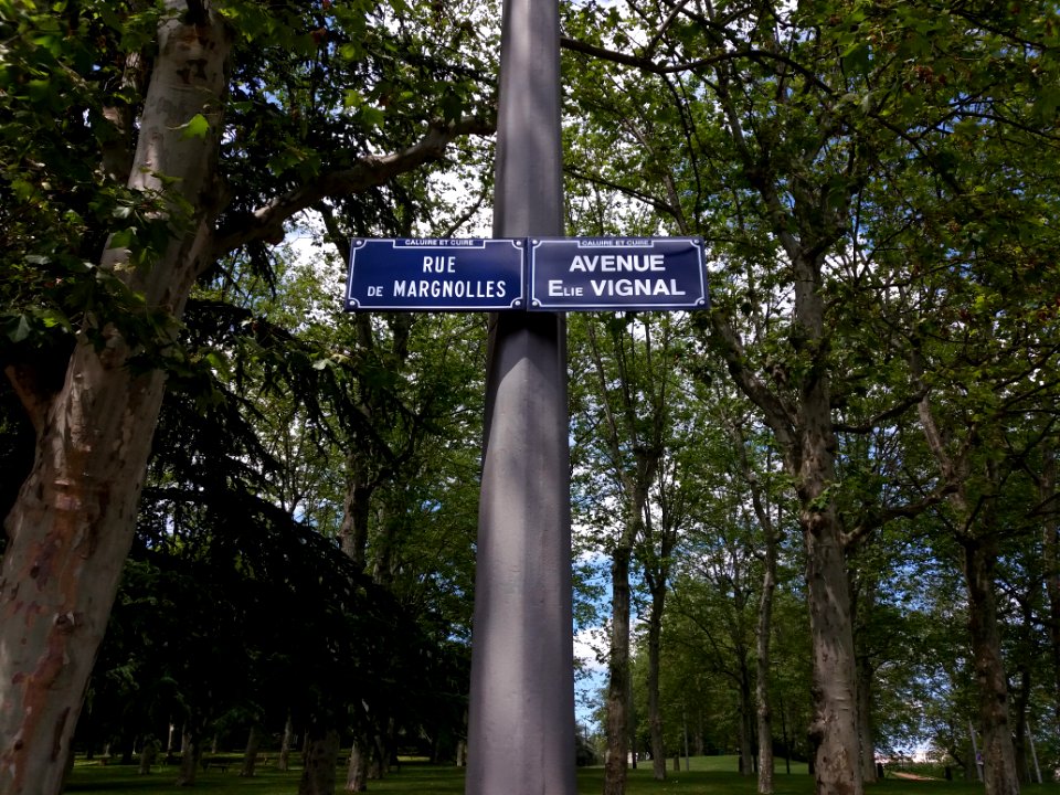 Caluire-et-Cuire - Avenue Élie Vignal, plaque