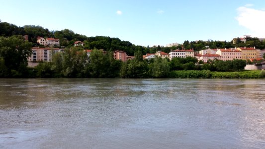 Caluire-et-Cuire - Quai Bellevue - Vu depuis le quai Charles de Gaulle