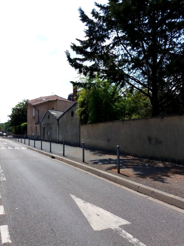 Caluire-et-Cuire - Chemin du Penthod, emplacement de la plaque gare de Cuire