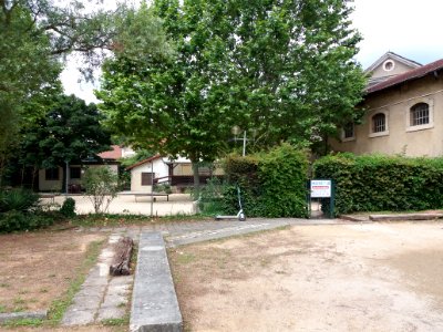 Caluire-et-Cuire - Avenue de Poumeyrol, chemin de l'ancienne usine des eaux, Amicale Boule St Clair