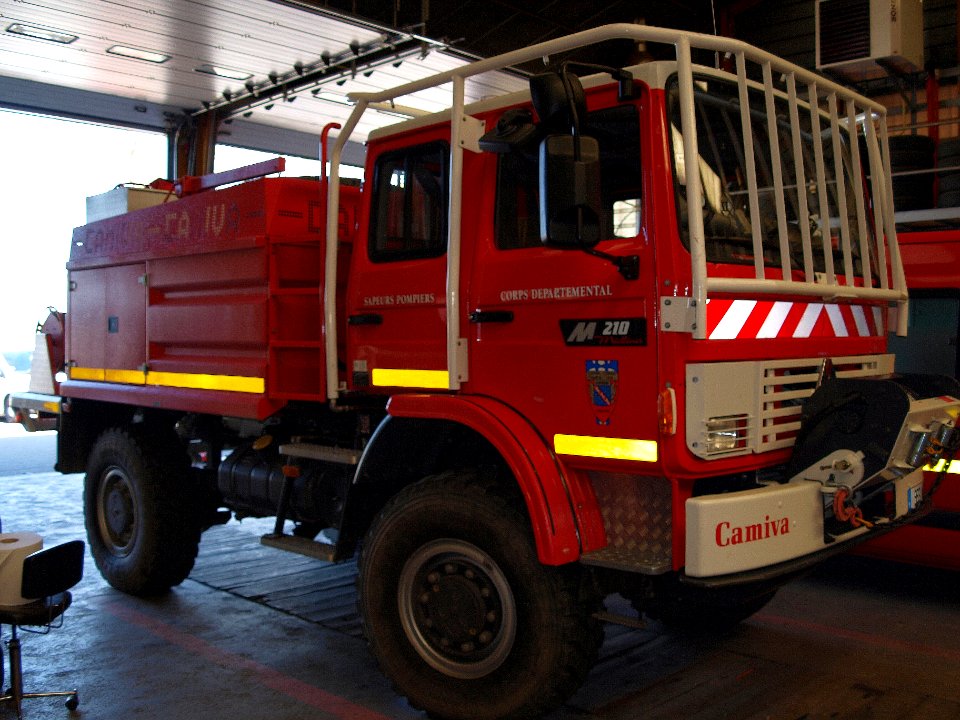 Camiva Renault M210, Departement Cruese, France 18