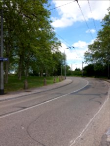 Caluire-et-Cuire - Avenue Élie Vignal, depuis la rue de Margnolles
