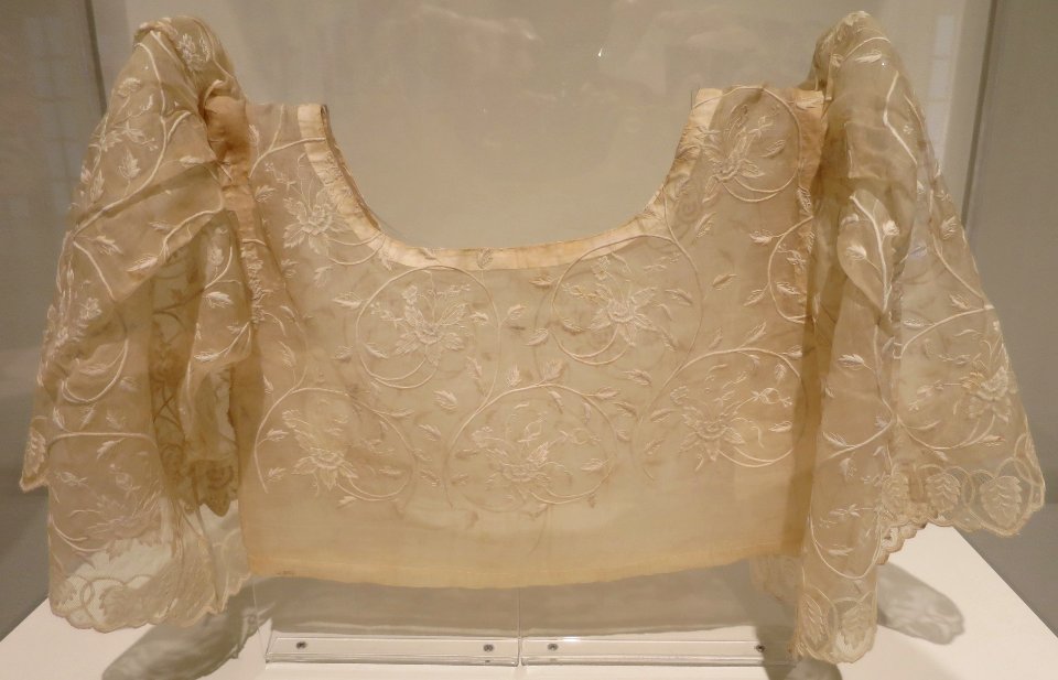 Camisa (blouse) from Luzon, Philippines, 1890, Honolulu Museum of Art 709a