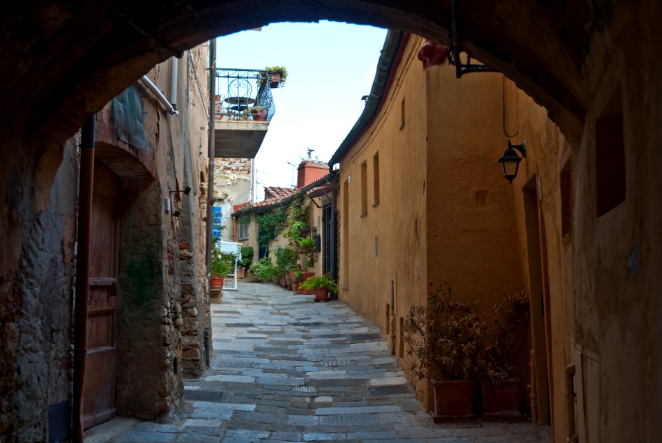 Campiglia Marittima, small street