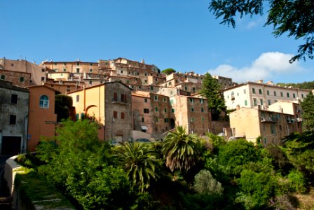 Campiglia Marittima dalla Via della Libertà
