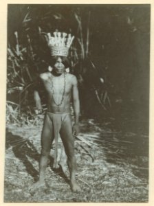 Camilo som assisterade sin styvfar Selimo vid den sjukdomsbesvärjelse expeditionen bevittnade - SMVK - 0197.0016