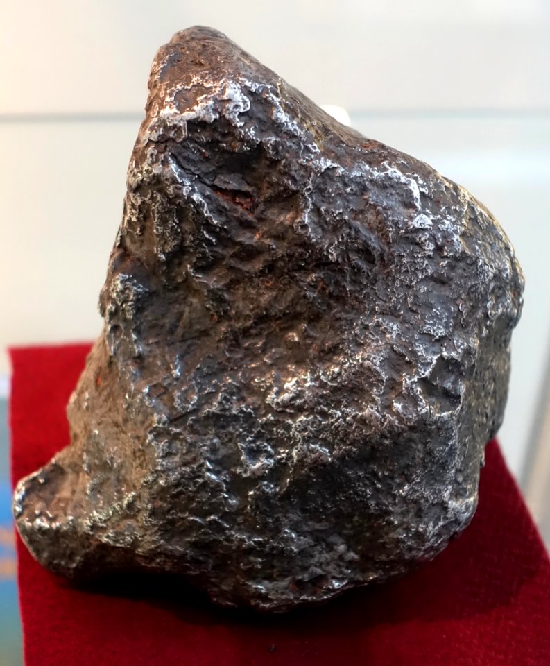 Campo del Cielo meteorite - Naturhistorisches Museum Nürnberg - Nuremberg, Germany - DSC04199