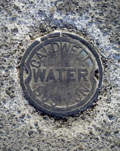 Caldwell WATER Boston - water valve cover - Cambridge, MA - DSC02566