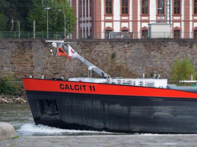 Calcit 11, ENI 02330190 on the Rhine river at Koblenz at the Deutches Eck, pic1