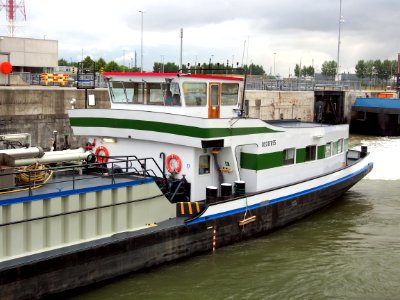 Calendula 12 - ENI 02317655, leaving Van Cauwelaertsluis, Port of Antwerp pic4