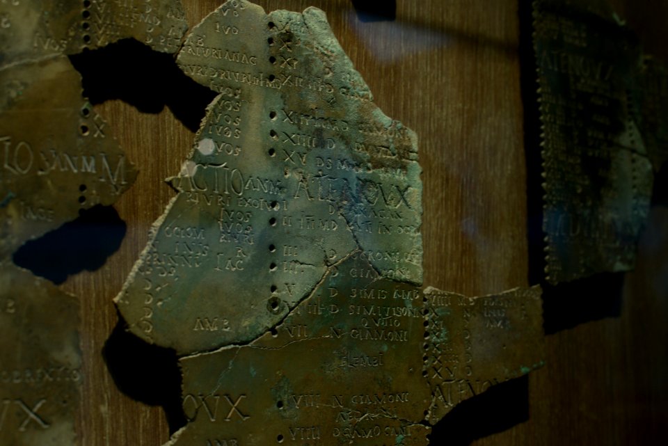 Calendriere gaulois de Coligny - Musée gallo-romain de Fourvière (détail)