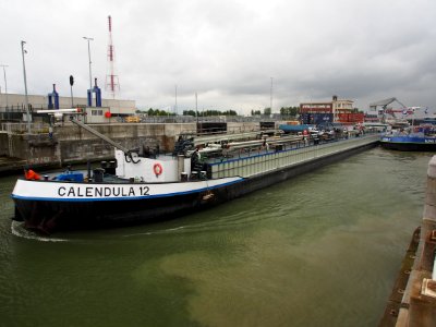 Calendula 12 - ENI 02317655, leaving Van Cauwelaertsluis, Port of Antwerp pic2