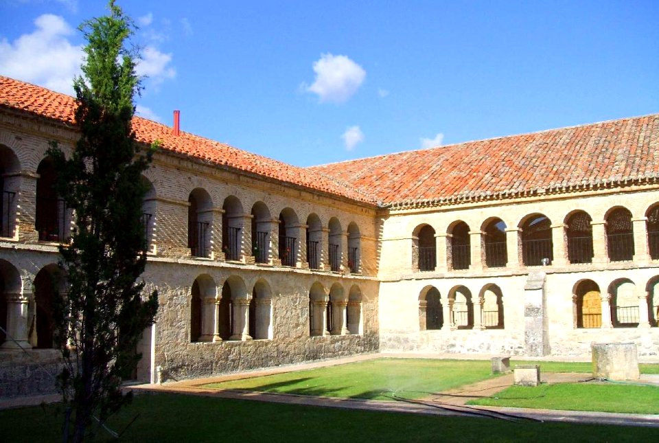 Caleruega - Real Monasterio de Santo Domingo 4