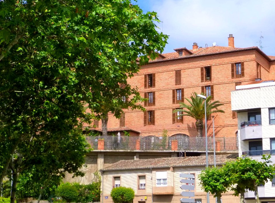 Calahorra - Parador de Turismo Marco Fabio Quintiliano 01