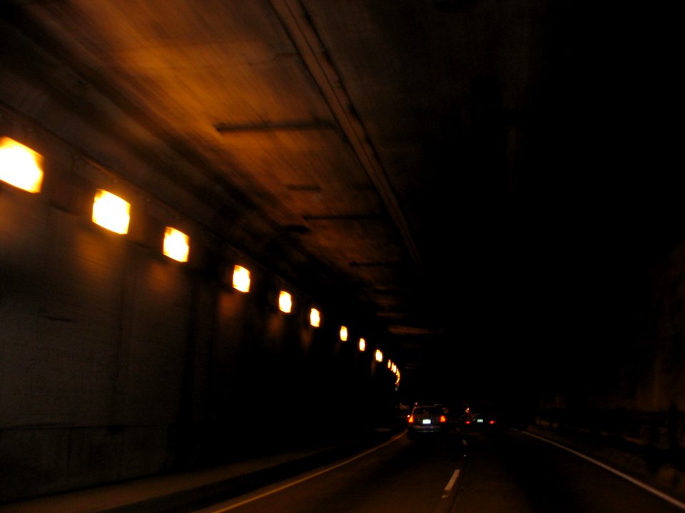 Caldecott Tunnel 2681 05