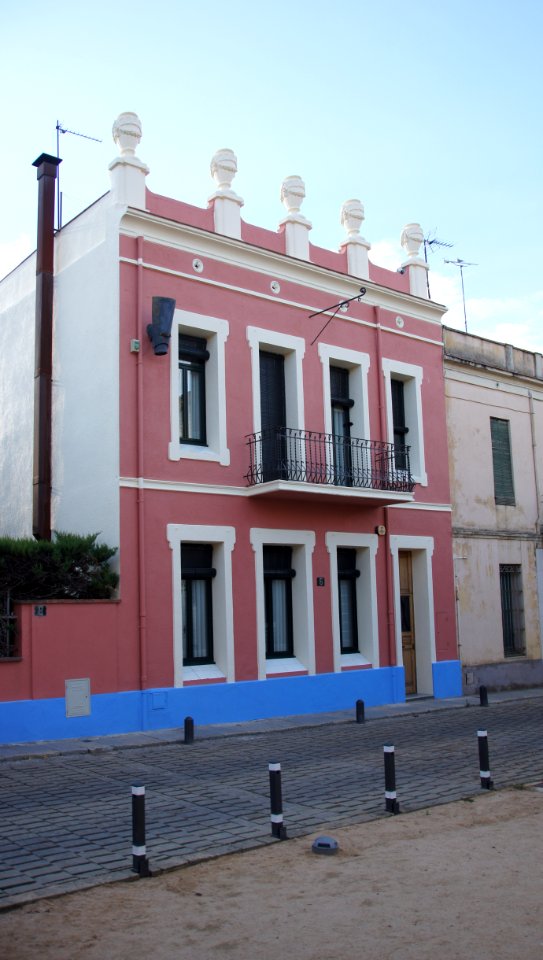Caldes de Malavella, Casa al carrer Mas Ros 6